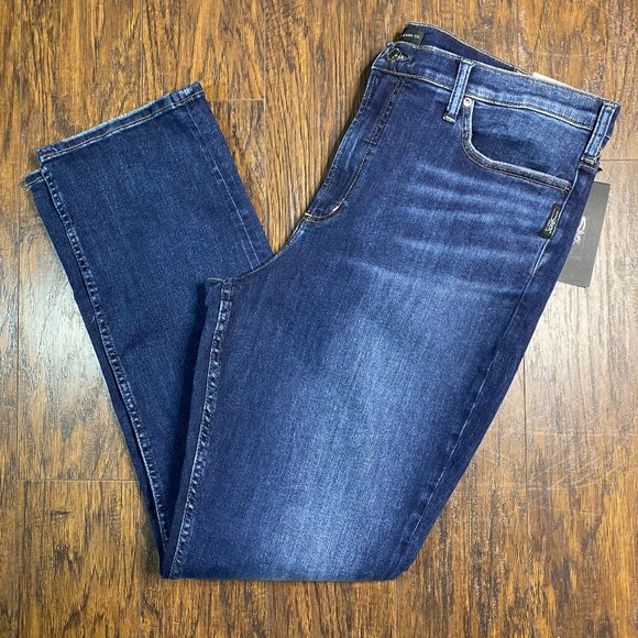 NWT Silver Jeans Plus Calley Straight Leg Jeans - Picture 1 of 4